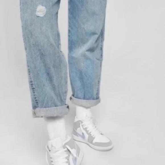 Levi's Loose Fit Overalls Light Wash Denim Jeans Jumpsuit 90s Romper Pants - Picture 7 of 14